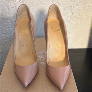 Christian Louboutin Cream Heels Classic Stiletto Pumps